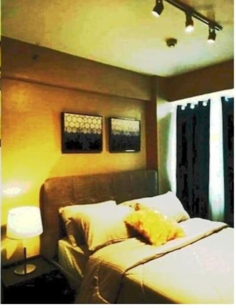 The Lancris Residences, 2 Bedrooms, 1 Bathroom, Living-Room, Kitchen & Pool Is Free Paranaque City Luaran gambar